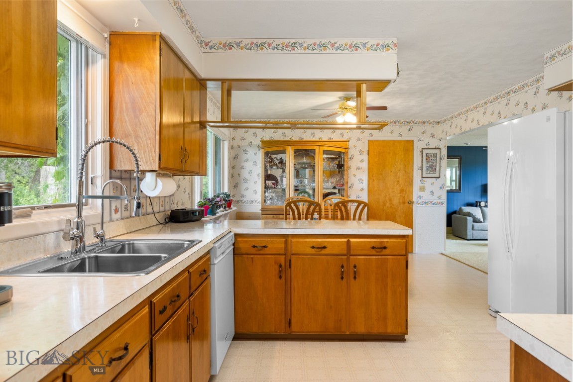 327 Dovetail Lane