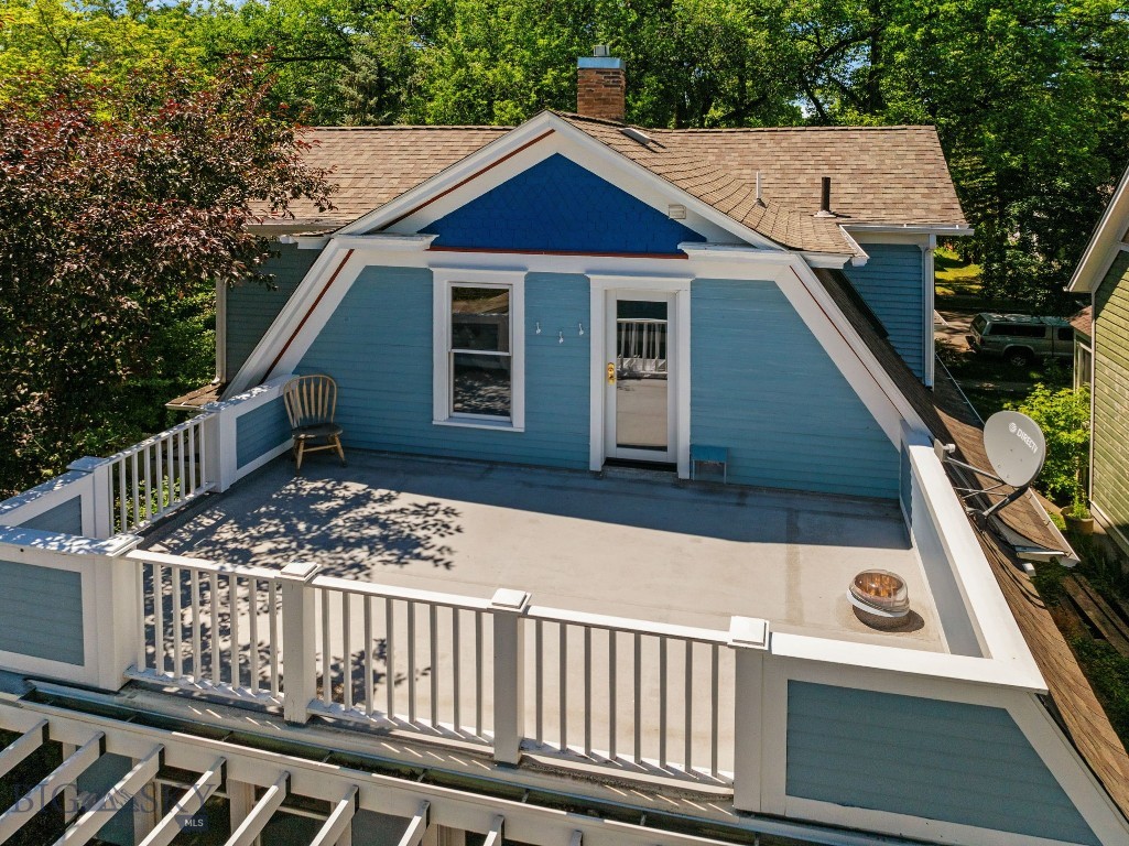 216 S 3rd Avenue