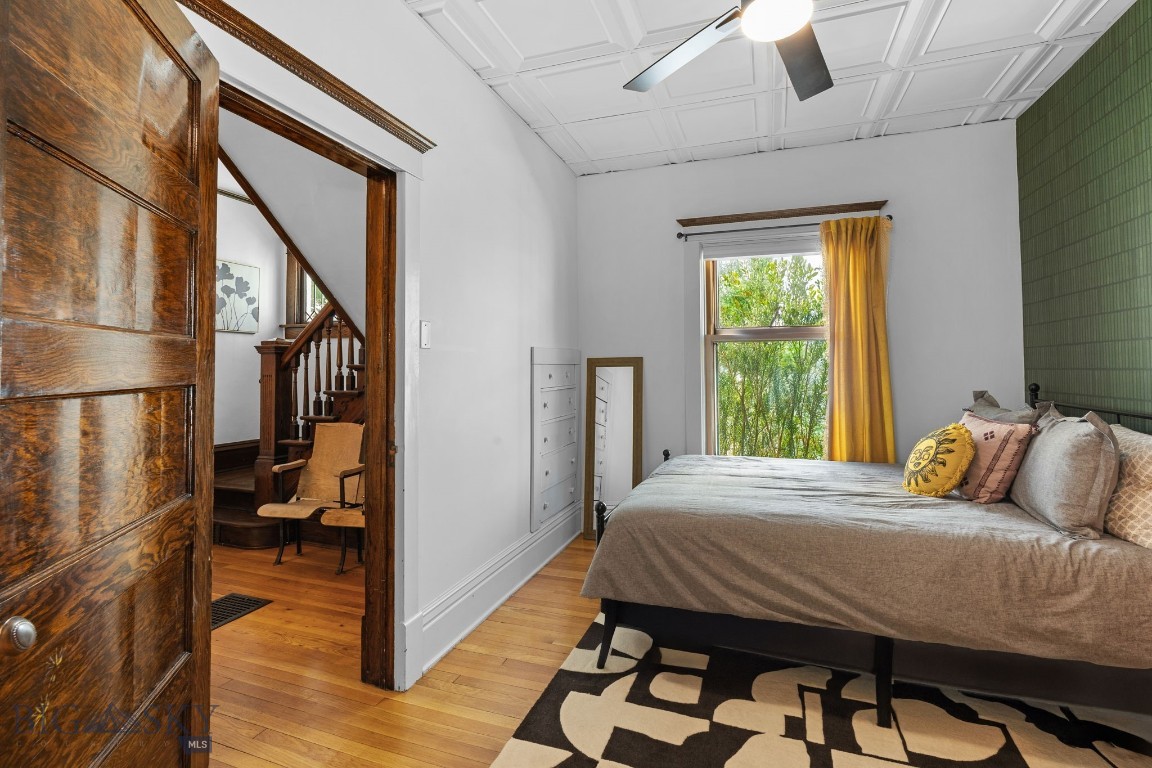 216 S 3rd Avenue