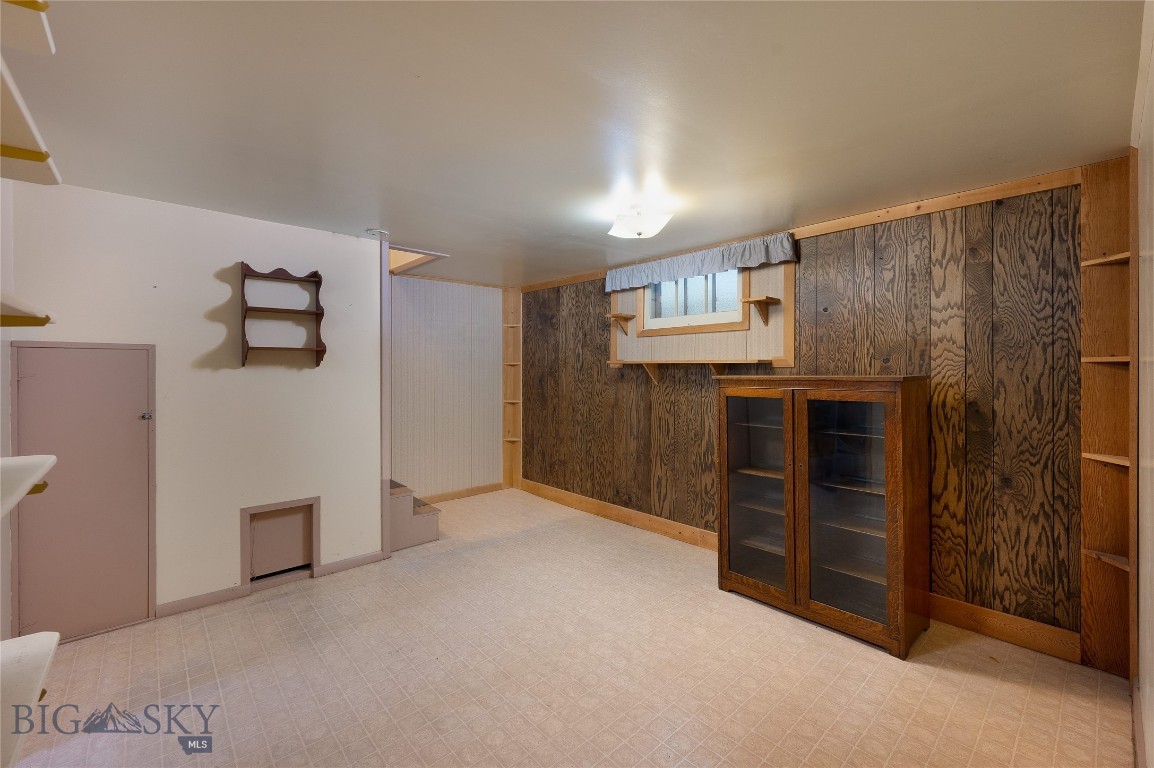 711 N Bozeman Avenue