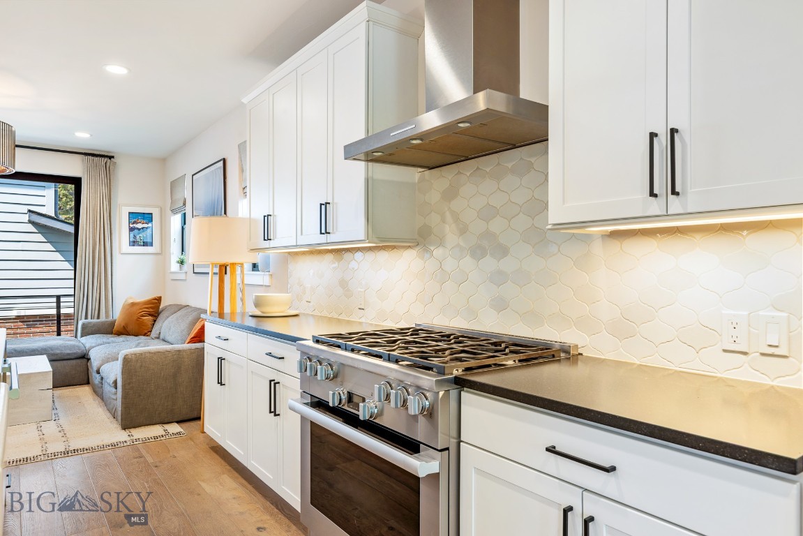 429 N Willson Avenue