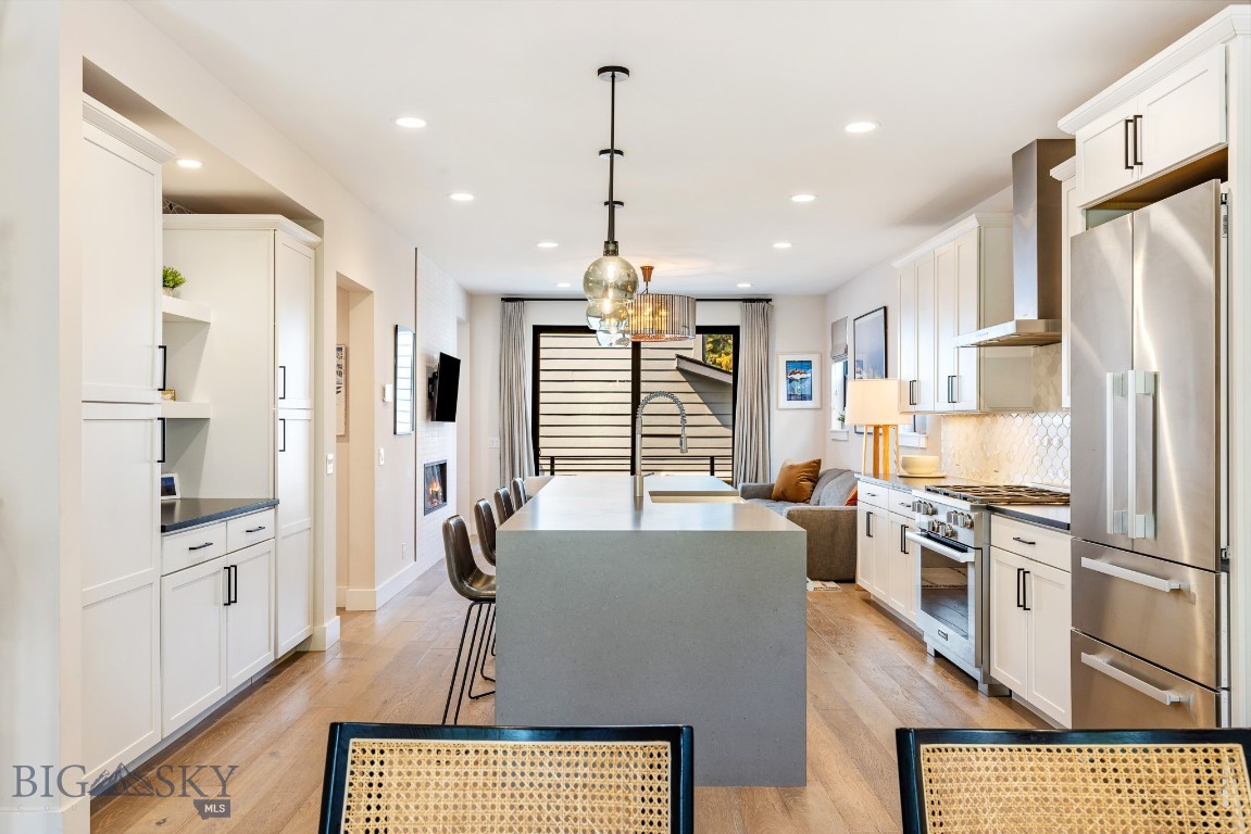 429 N Willson Avenue