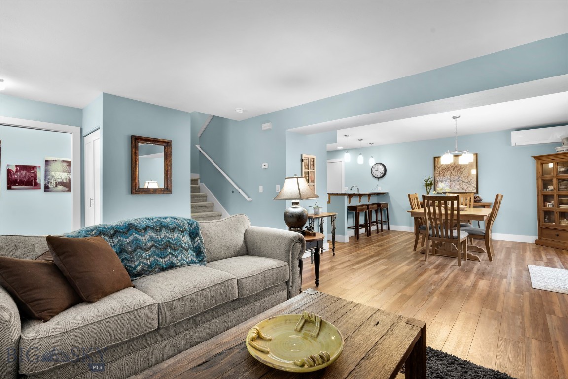 102 E College Street 1