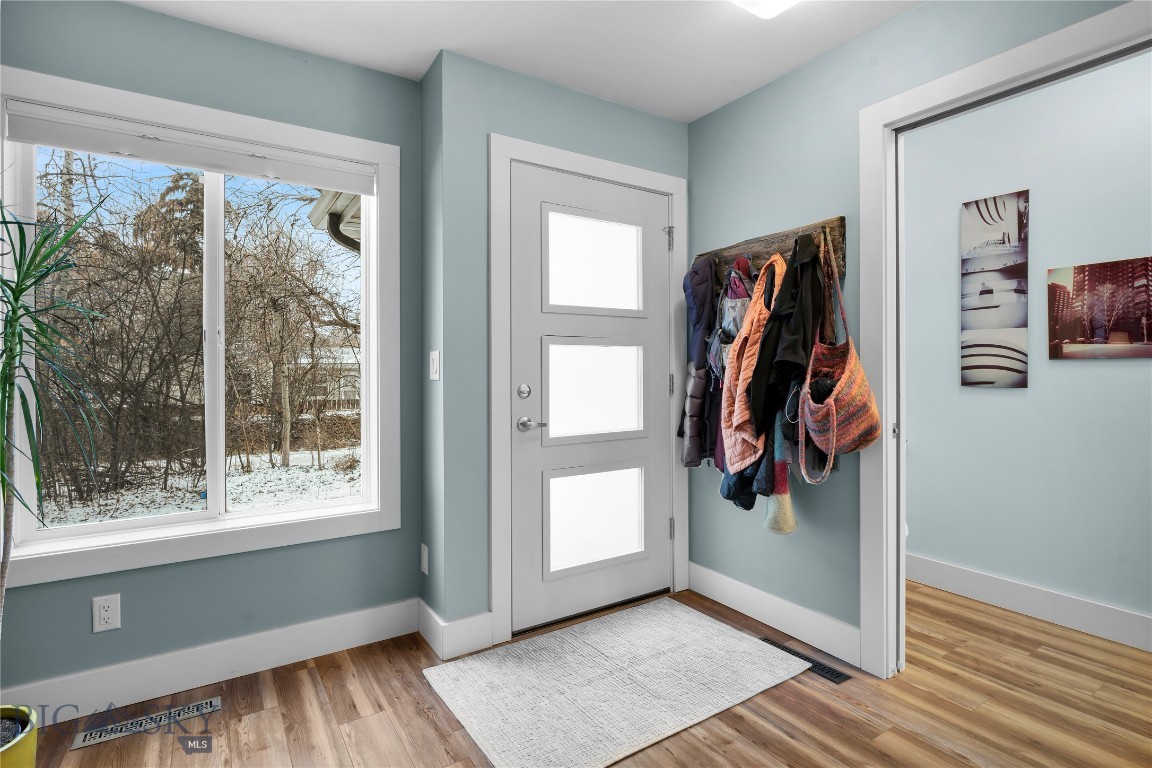 102 E College Street 1