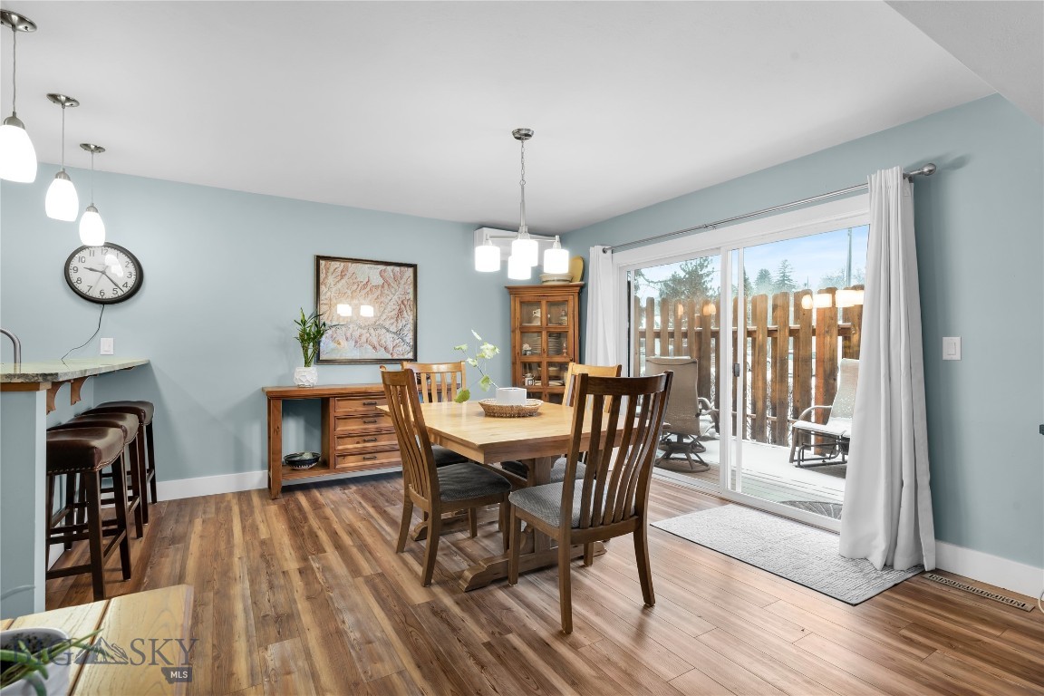 102 E College Street 1