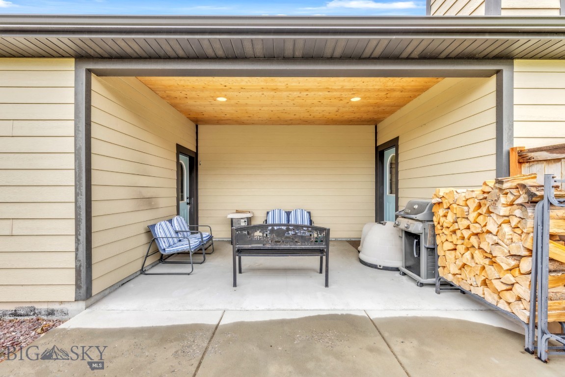 304 Farmall Lane