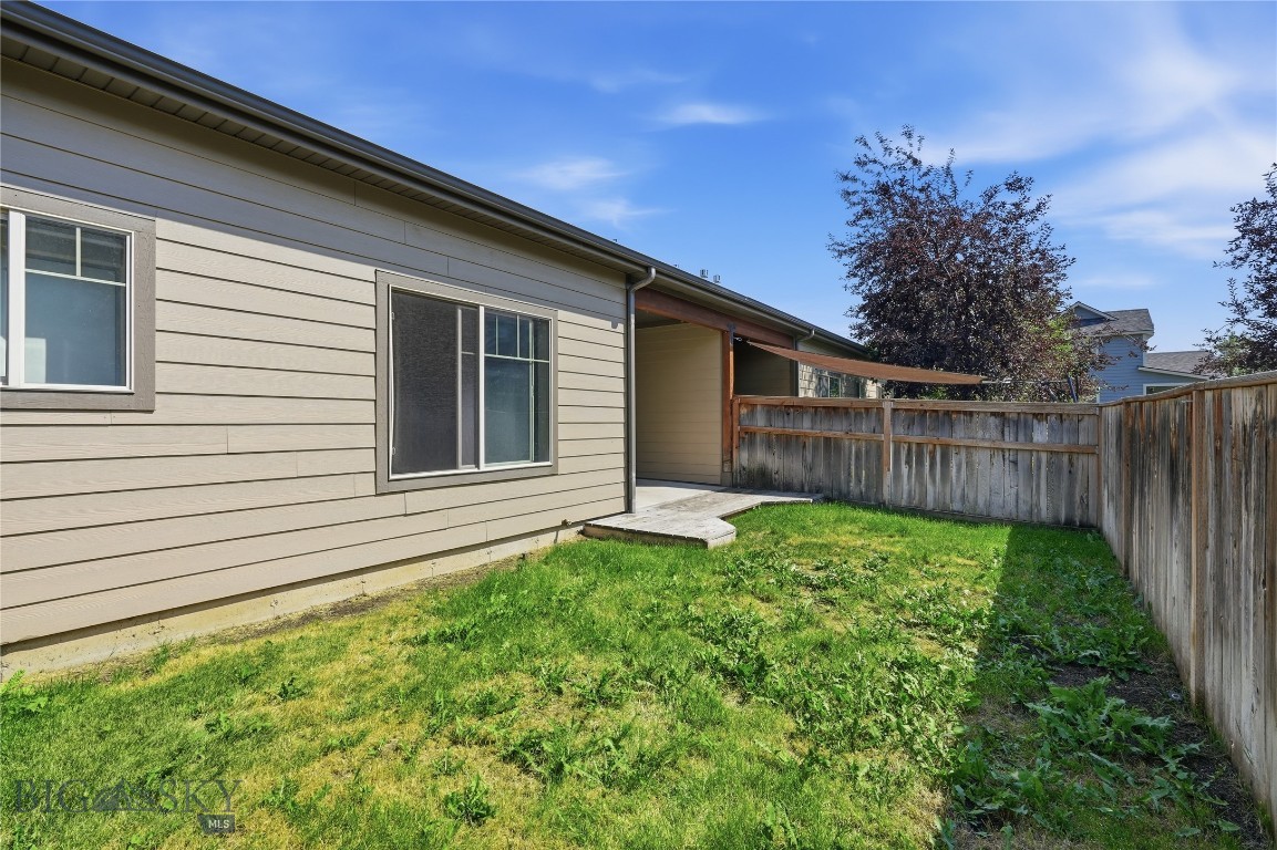884 Quail Run Road B