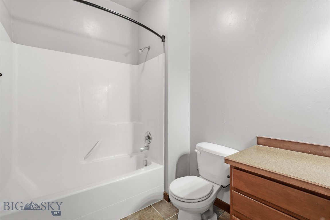 884 Quail Run Road B