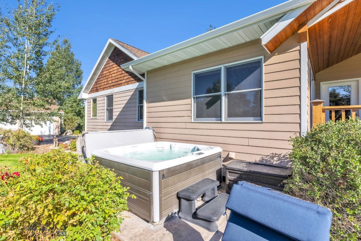 76 Lucille Lane