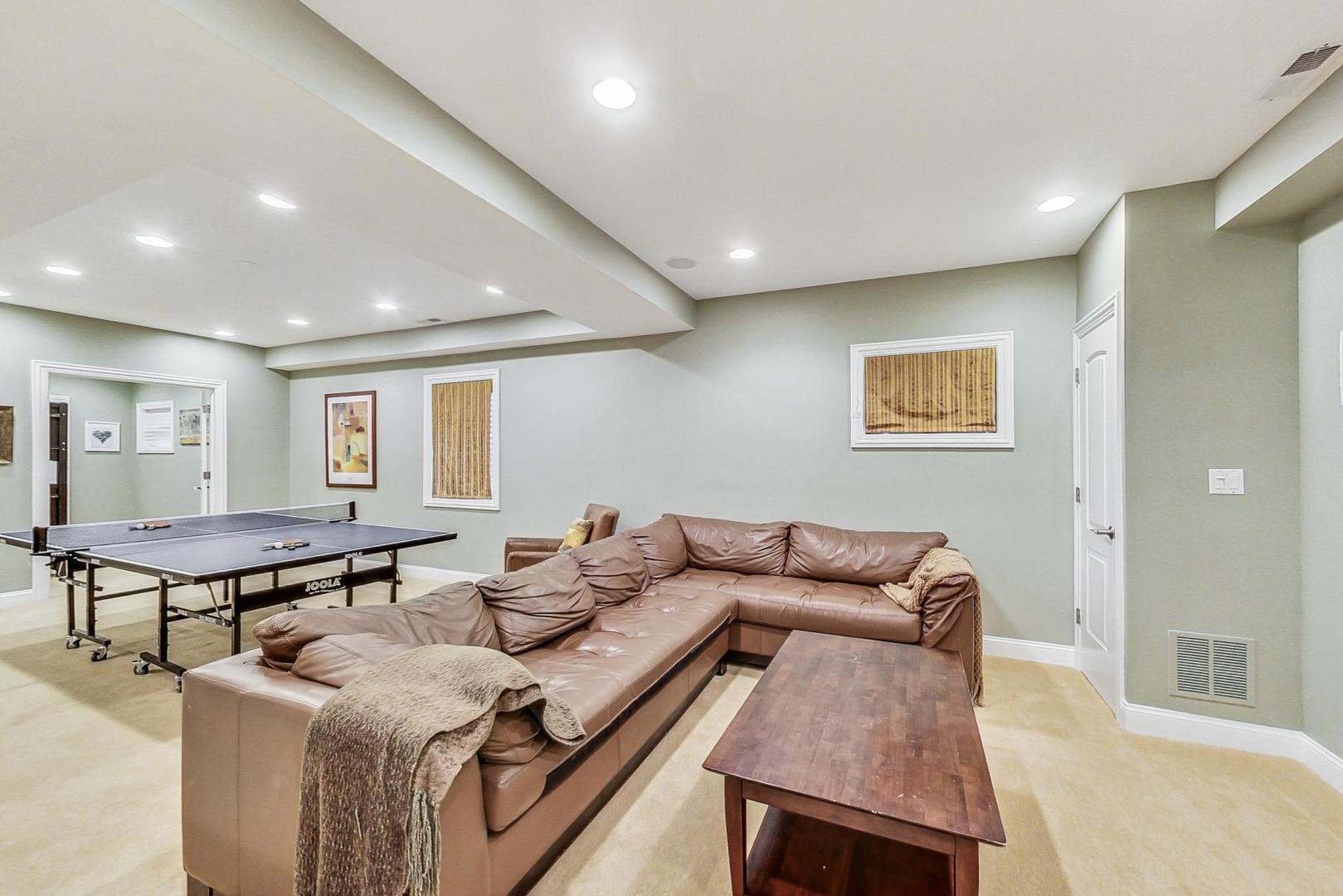 1040 Greenwood Avenue