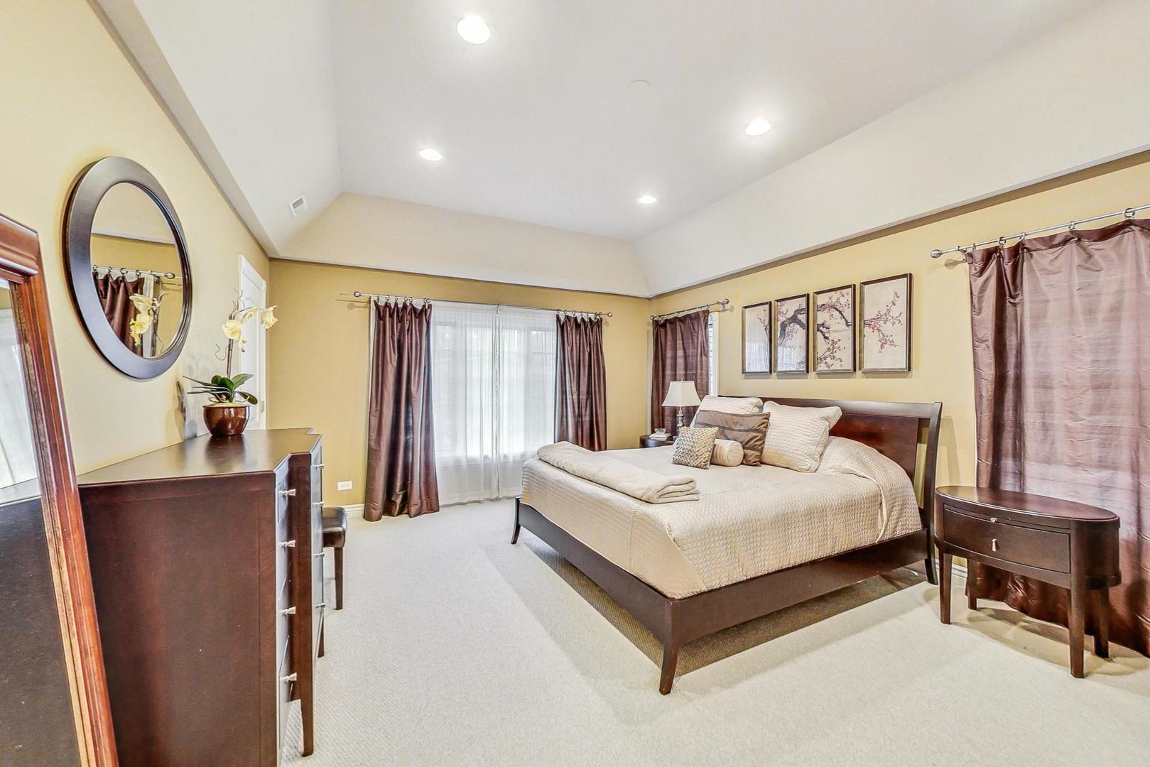 1040 Greenwood Avenue