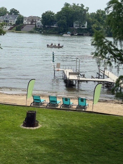 42429 N Woodbine Avenue