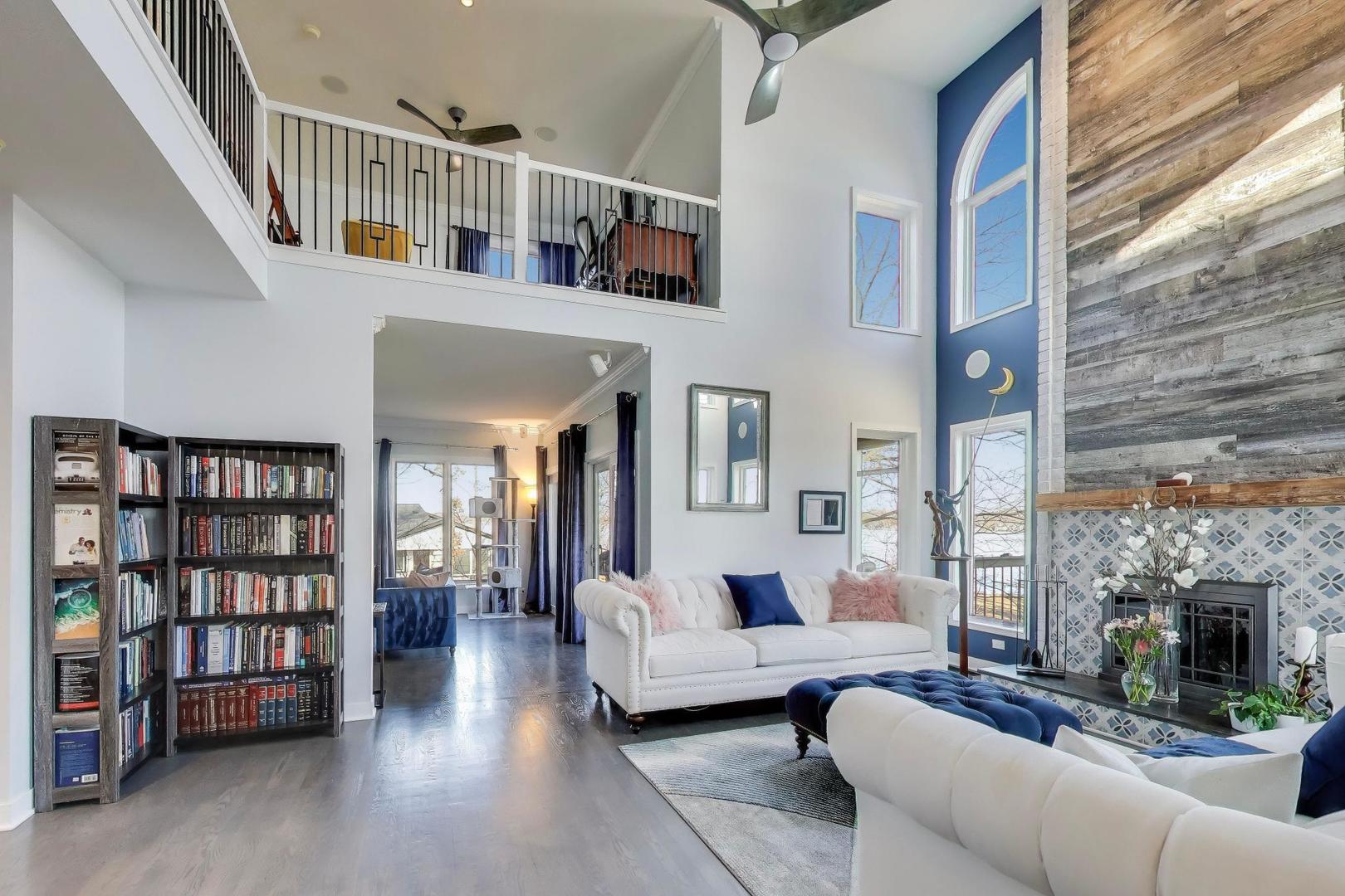 42429 N Woodbine Avenue