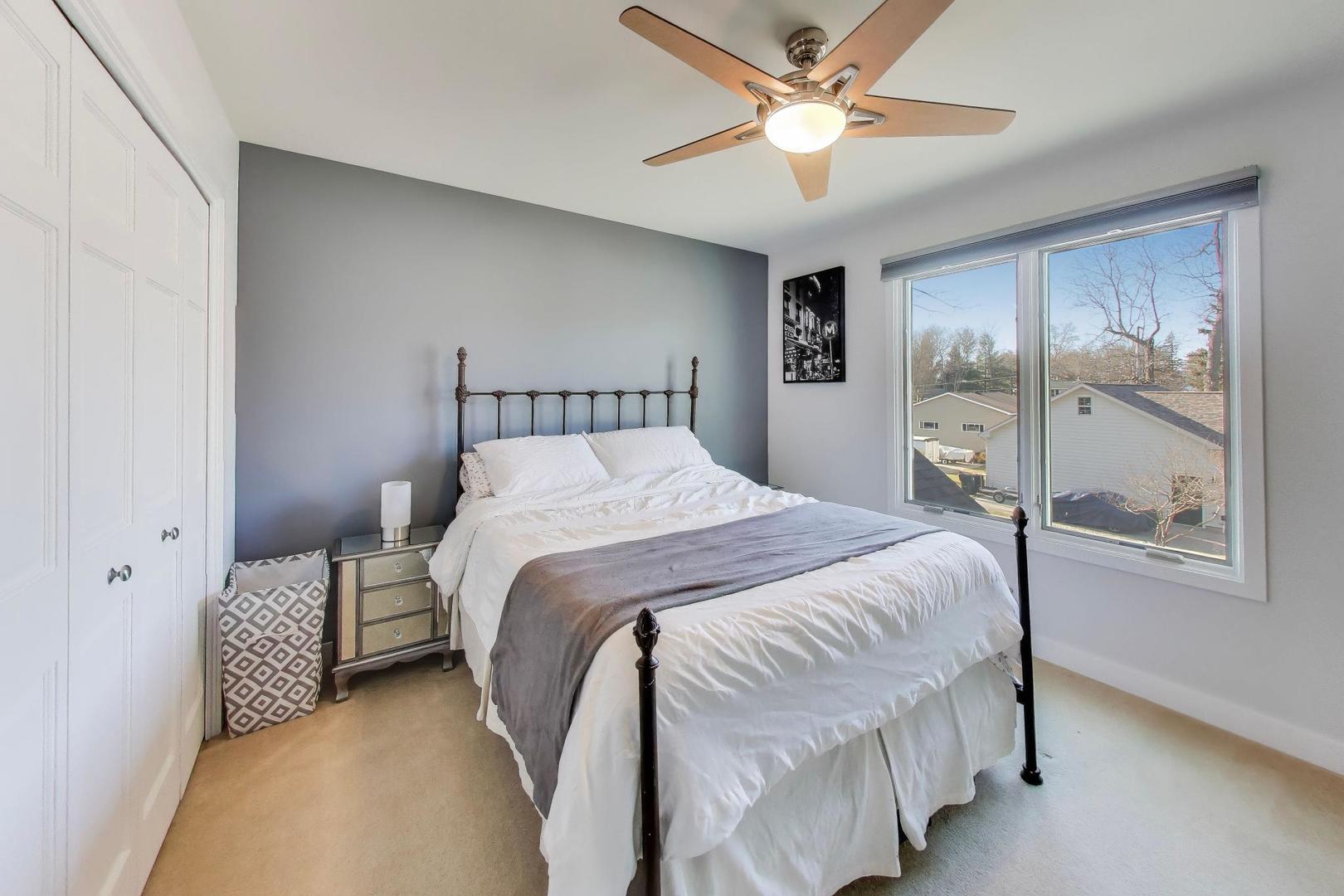 42429 N Woodbine Avenue