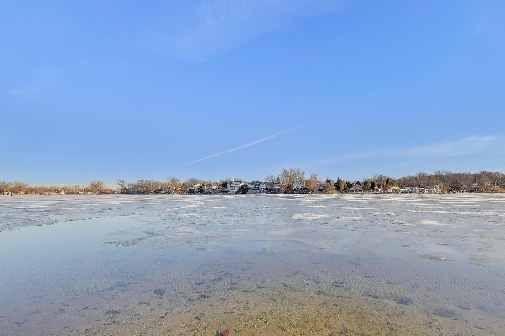 42429 N Woodbine Avenue