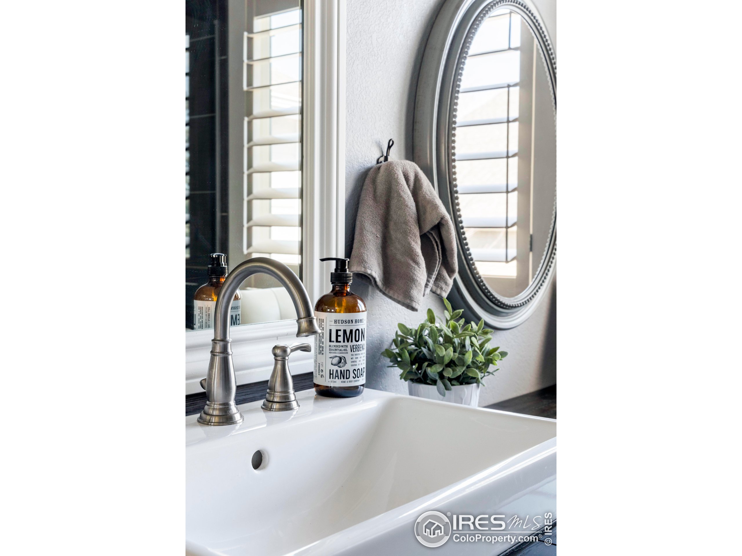 607 Saint Michaels Dr