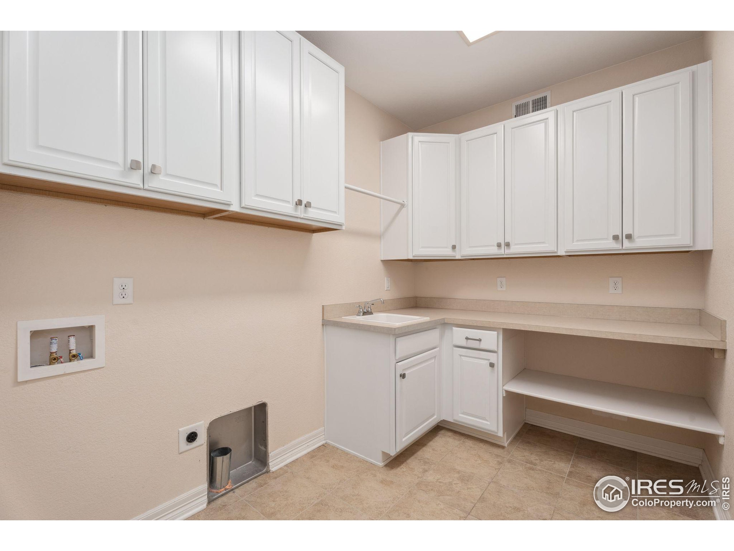 6309 Fall Harvest Way