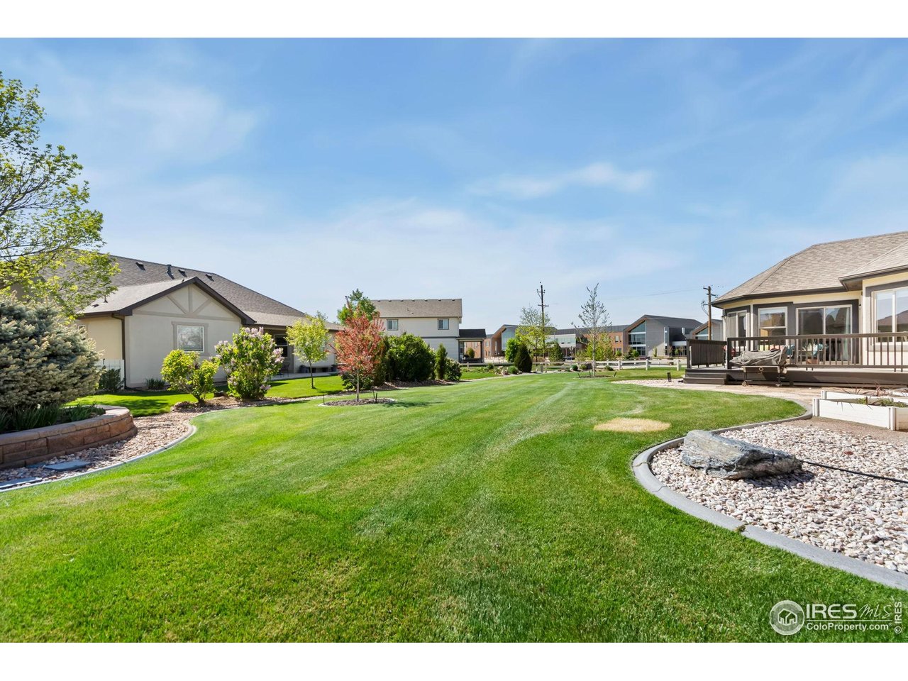 16 S Mountain View Dr