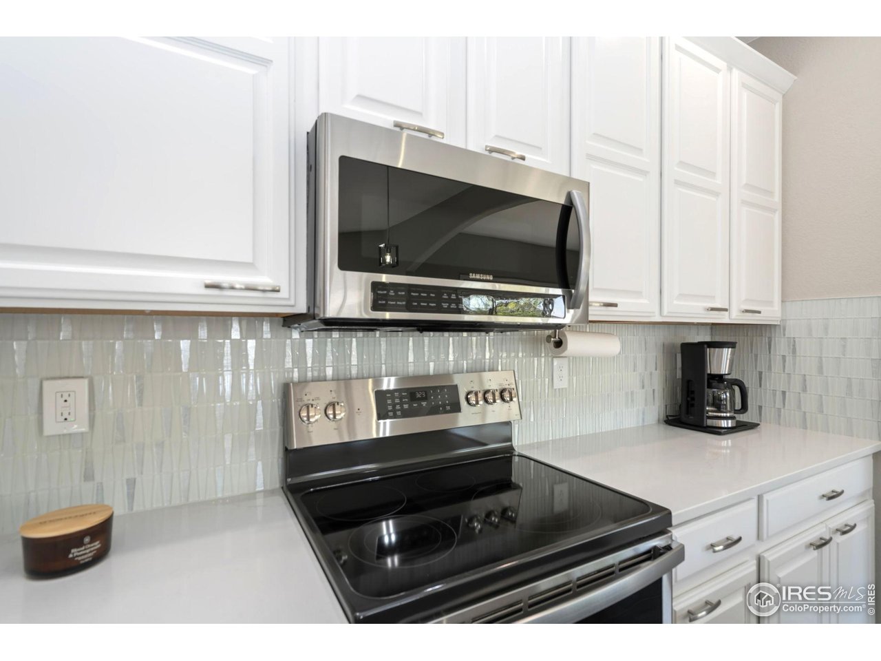 16 S Mountain View Dr