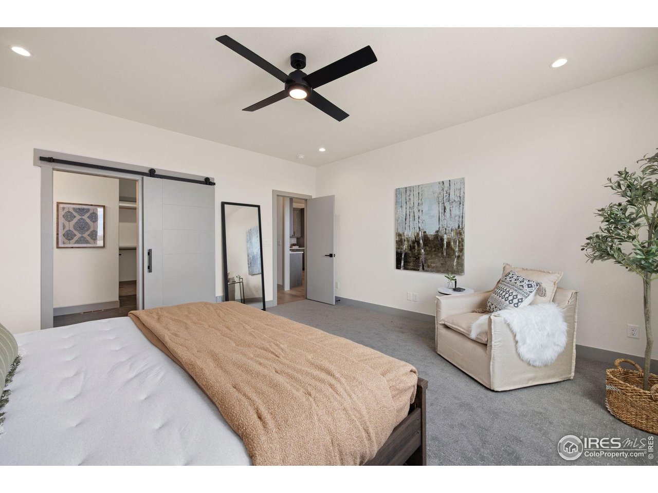 5016 Prairie Lark Ln