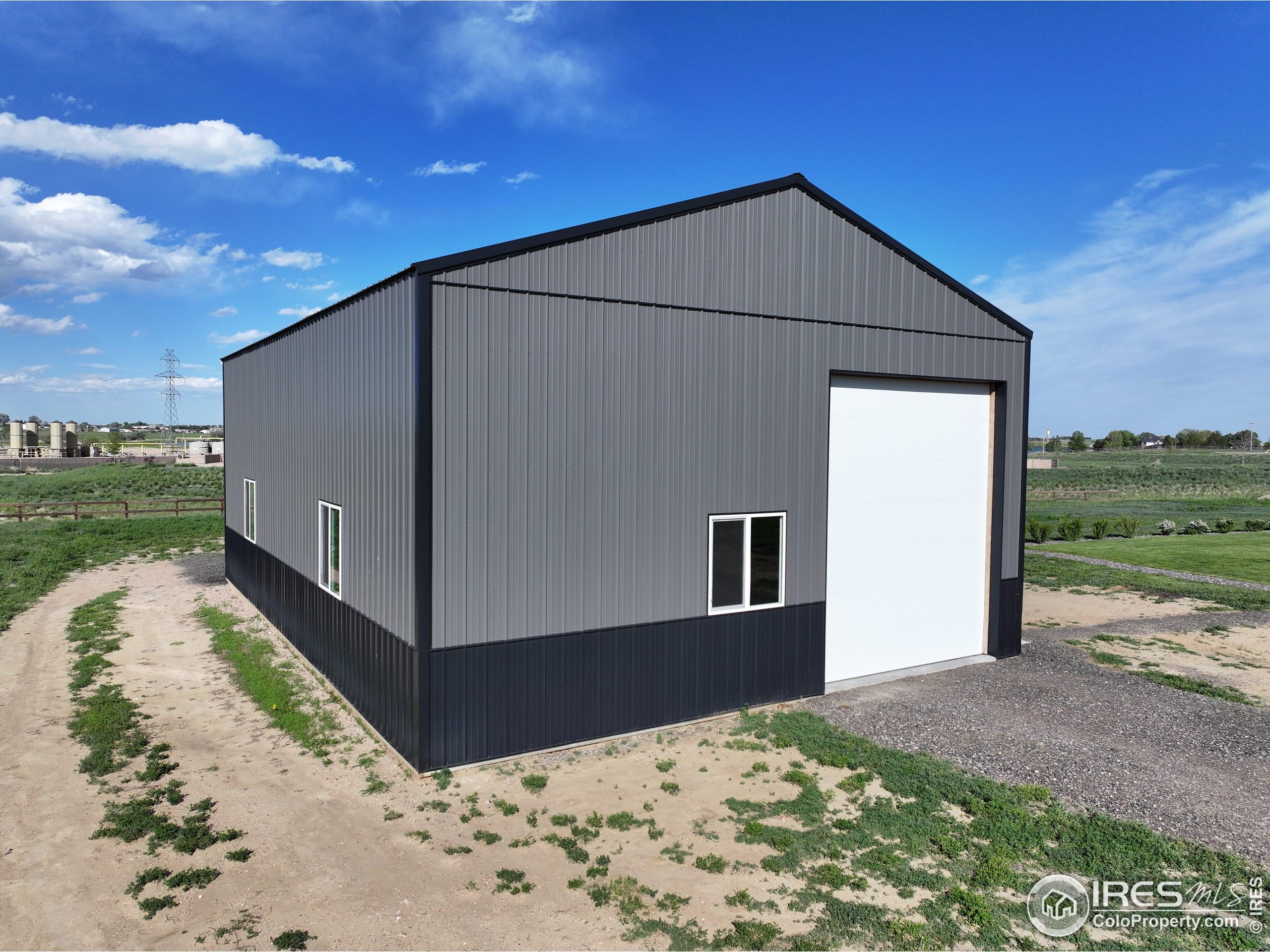 5016 Prairie Lark Ln