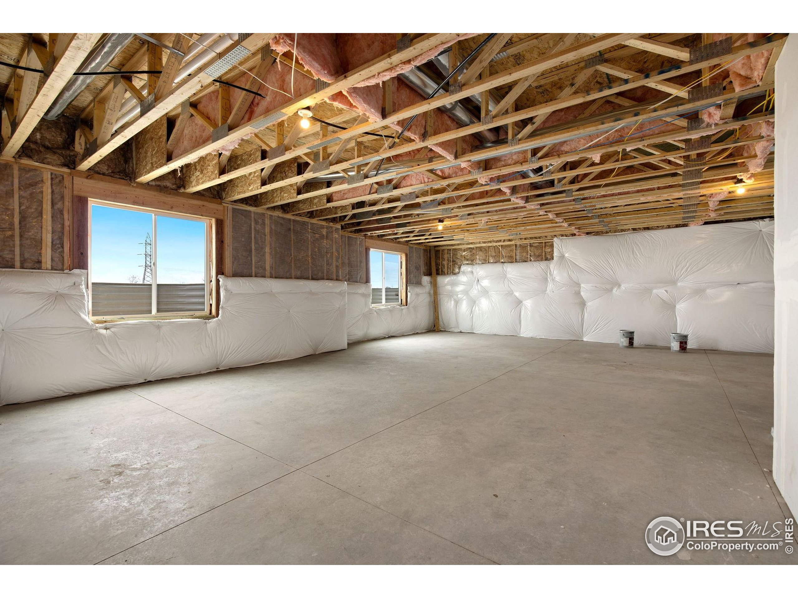 5016 Prairie Lark Ln