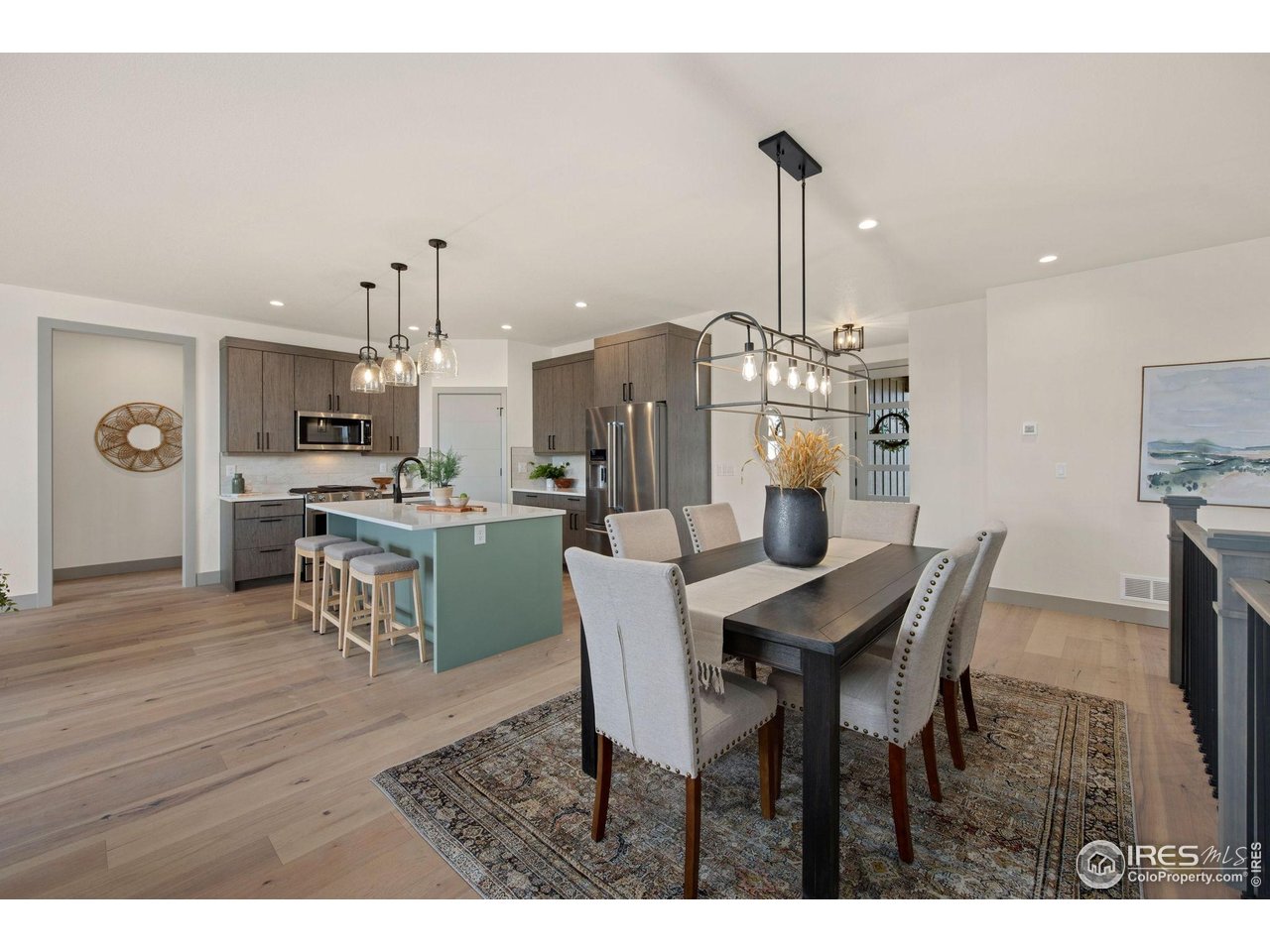 5016 Prairie Lark Ln