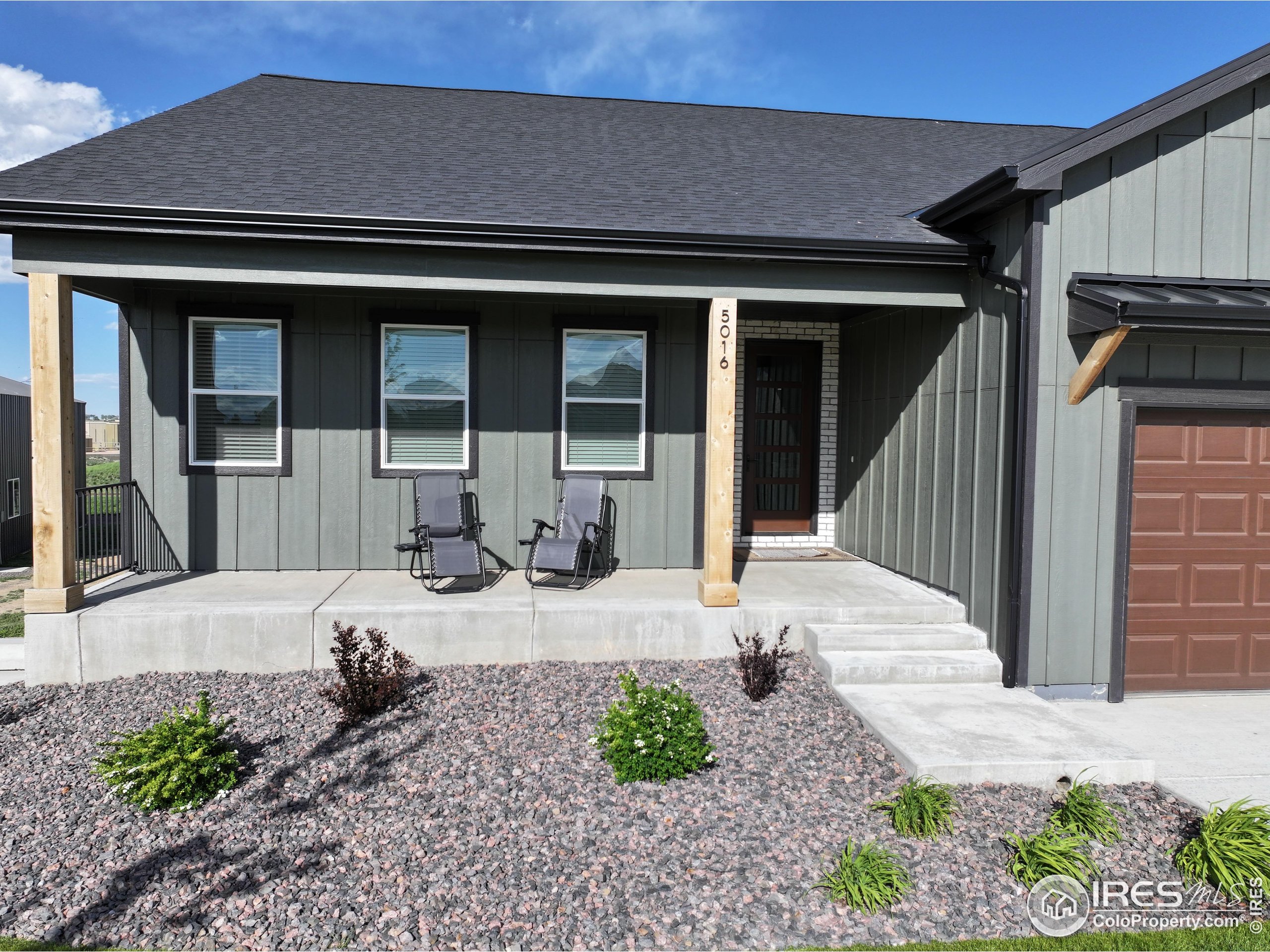 5016 Prairie Lark Ln