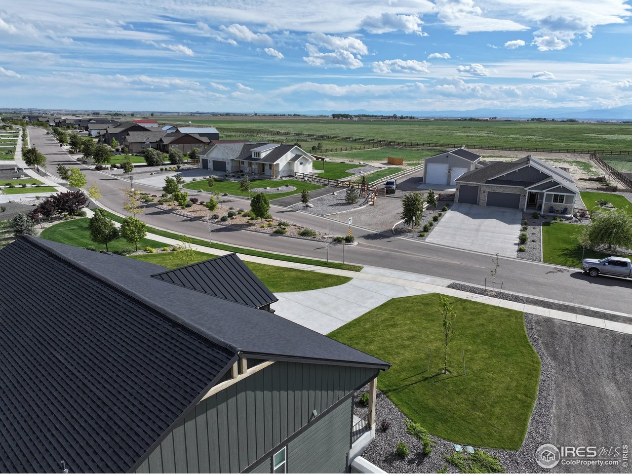 5016 Prairie Lark Ln