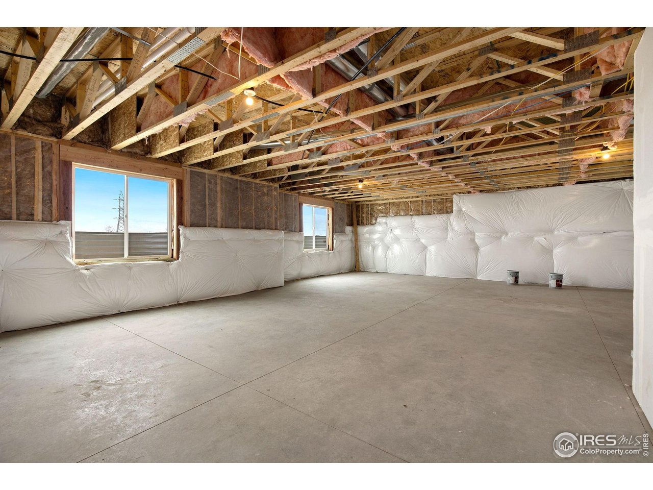 5016 Prairie Lark Ln