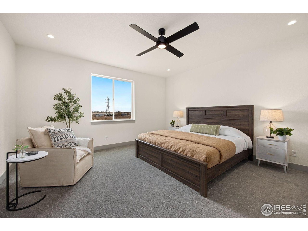 5016 Prairie Lark Ln