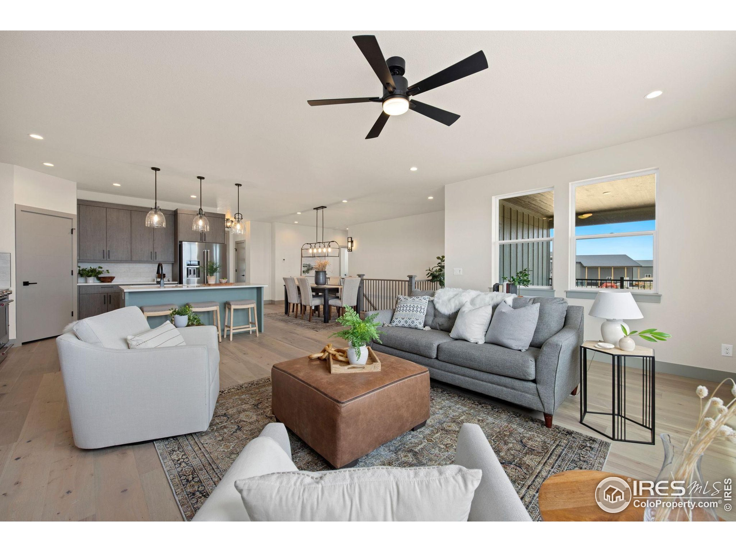 5016 Prairie Lark Ln