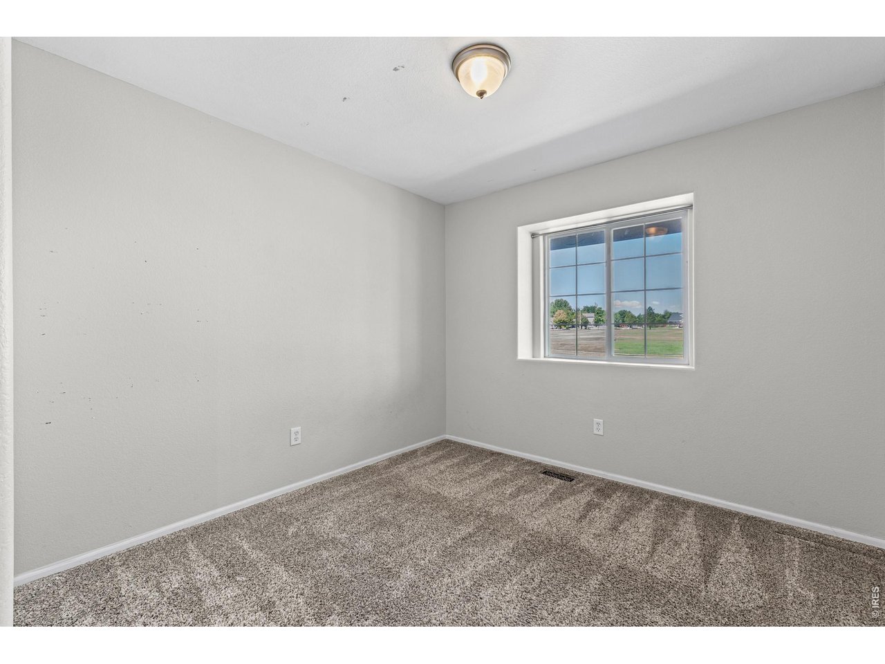 106 Summit View Rd