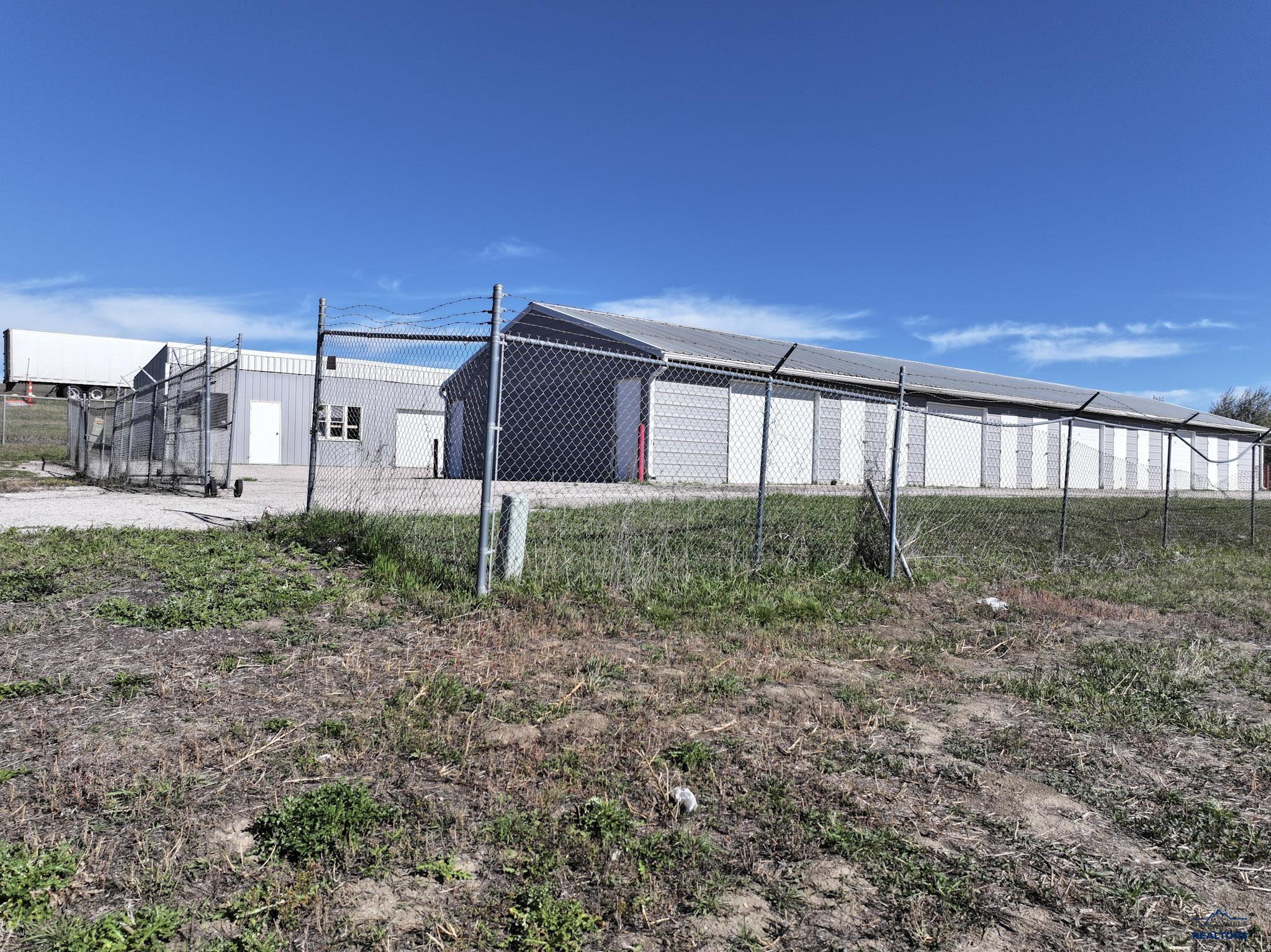 200 DOUGLAS RD