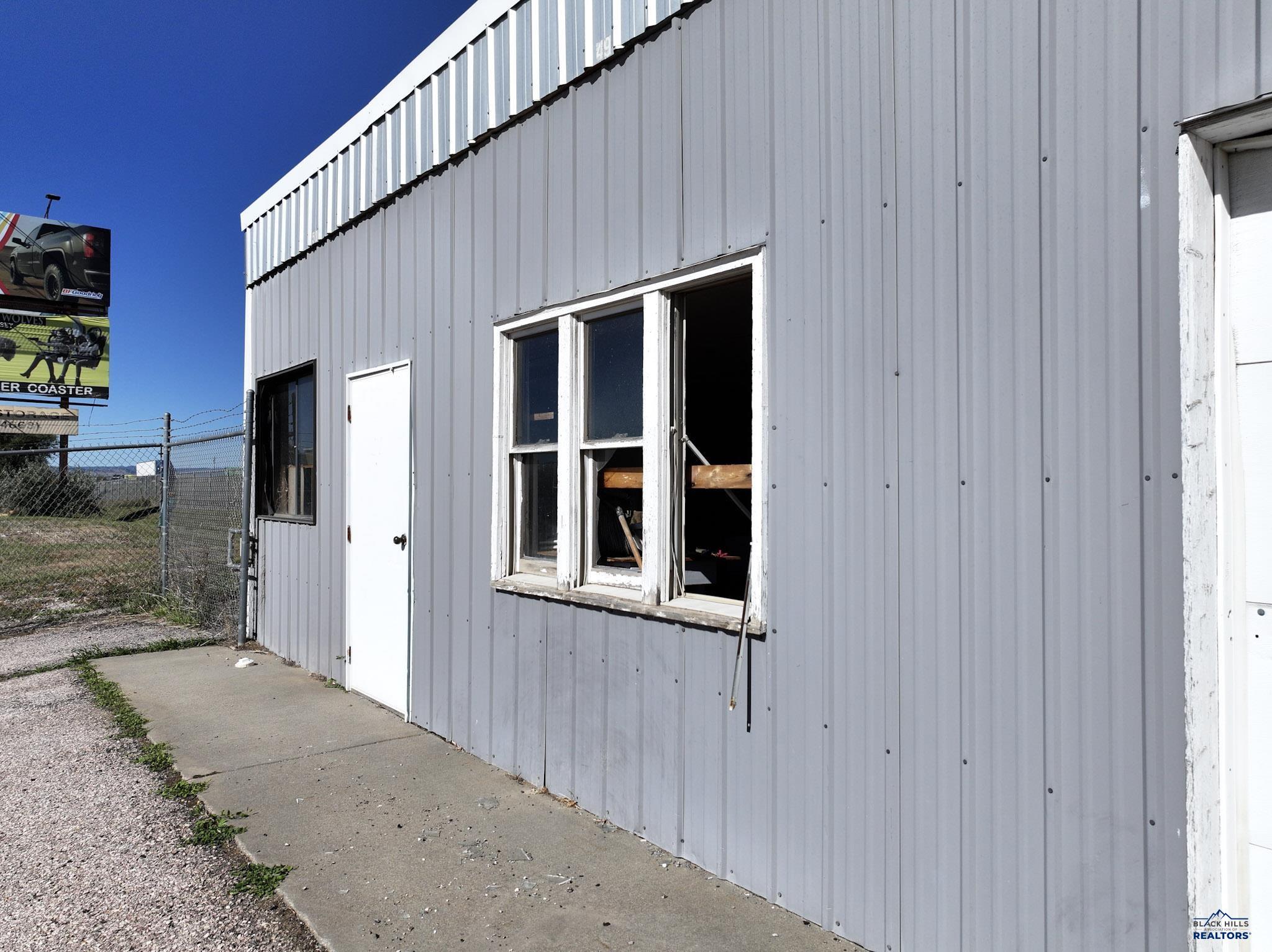 200 DOUGLAS RD