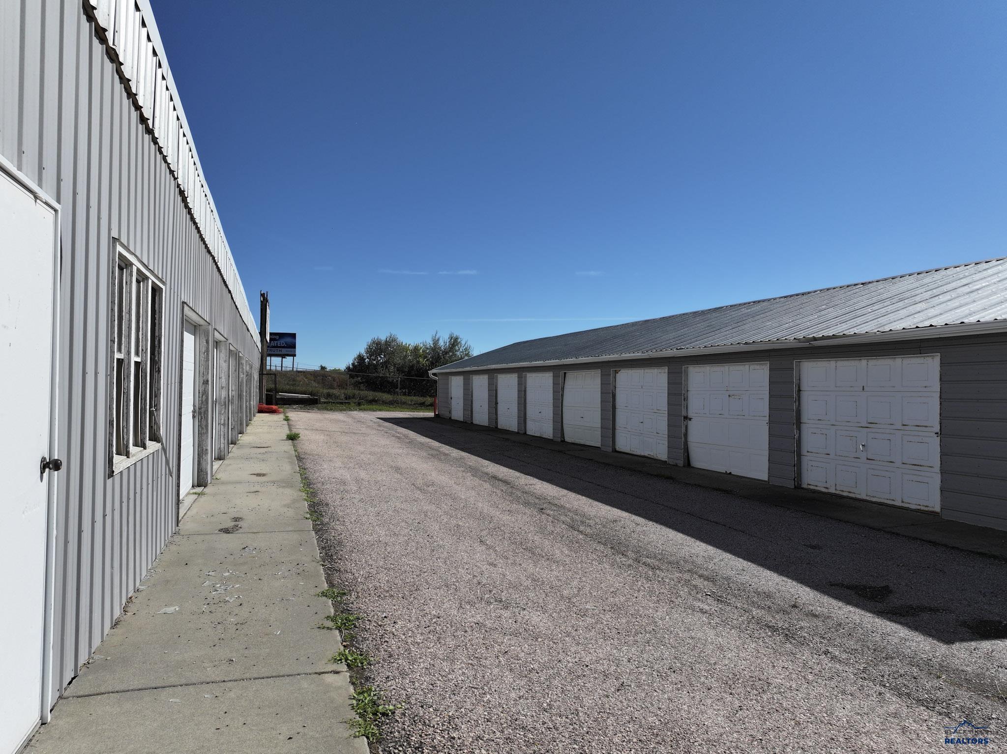 200 DOUGLAS RD
