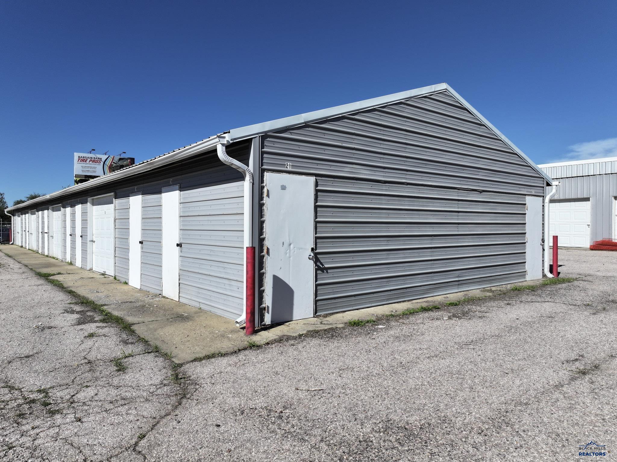 200 DOUGLAS RD