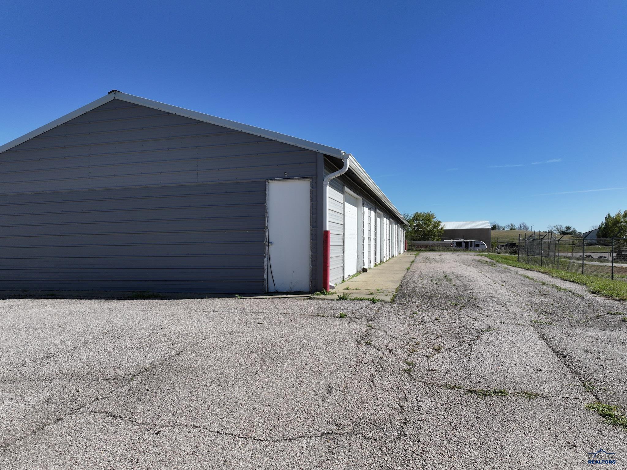 200 DOUGLAS RD