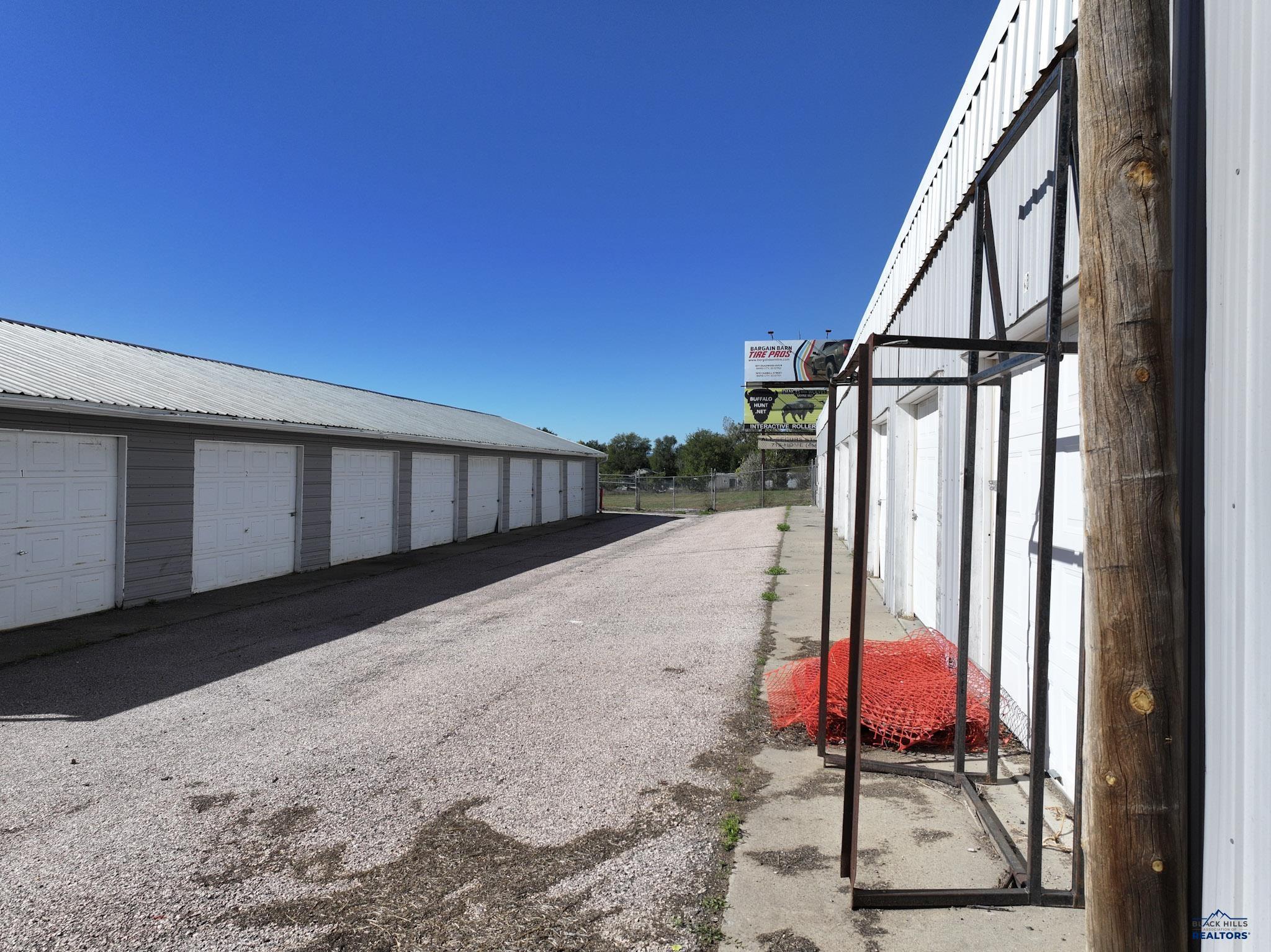 200 DOUGLAS RD