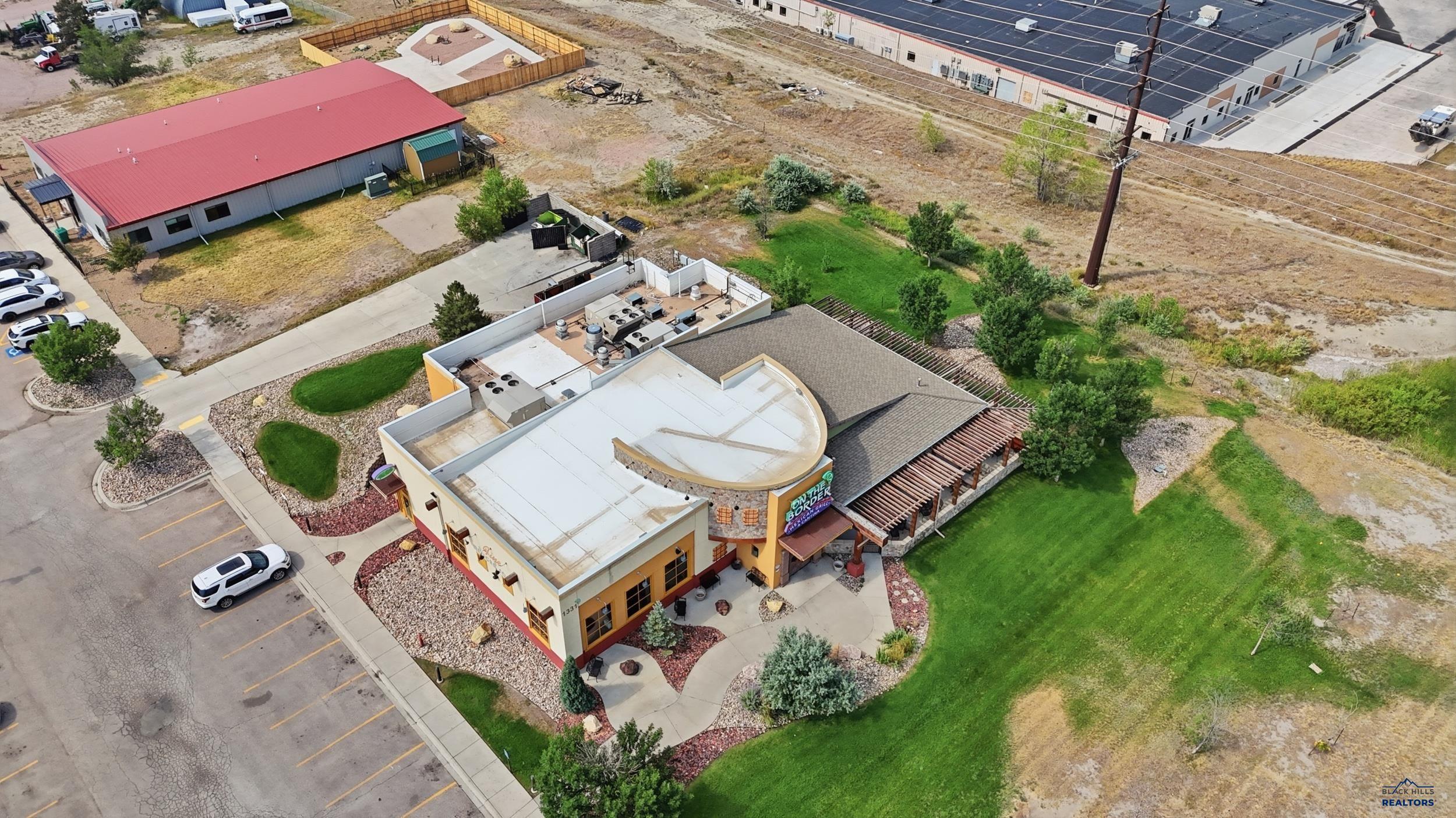 1331 E NORTH