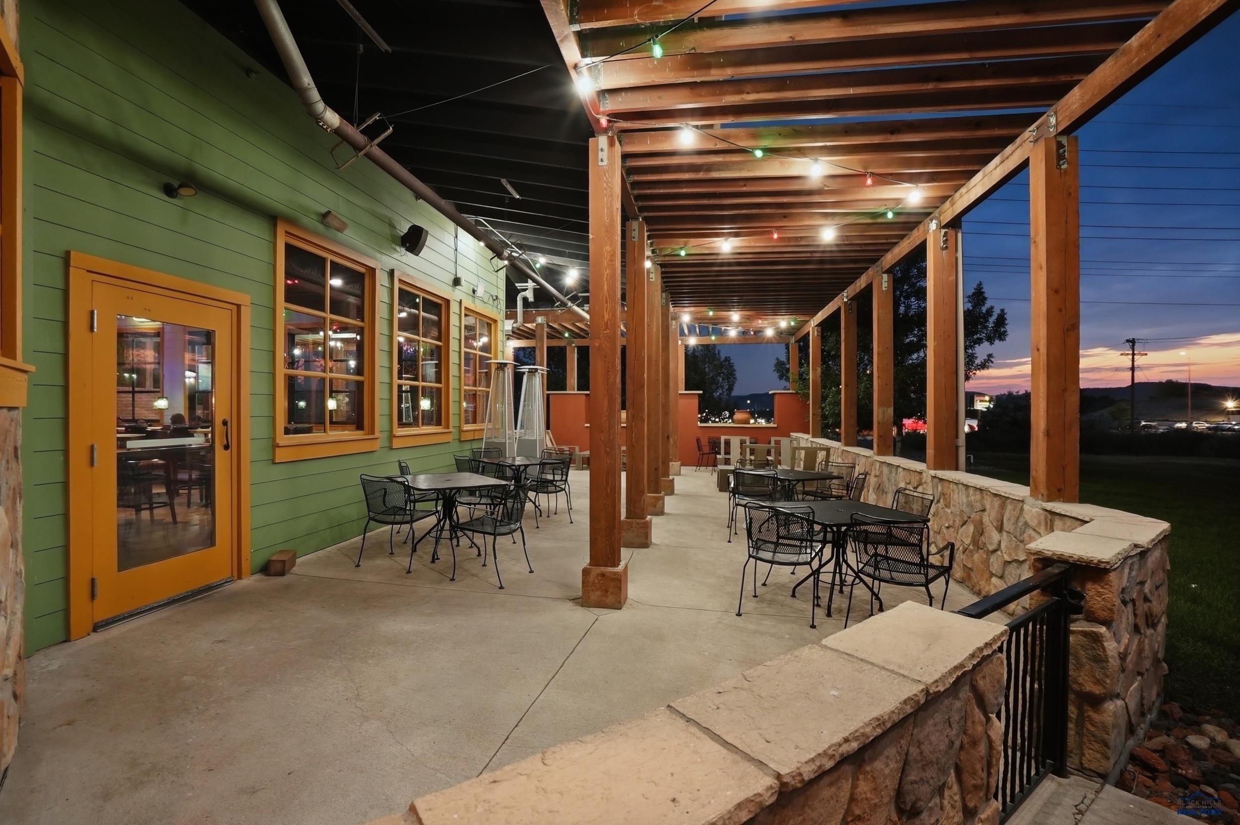 1331 E NORTH