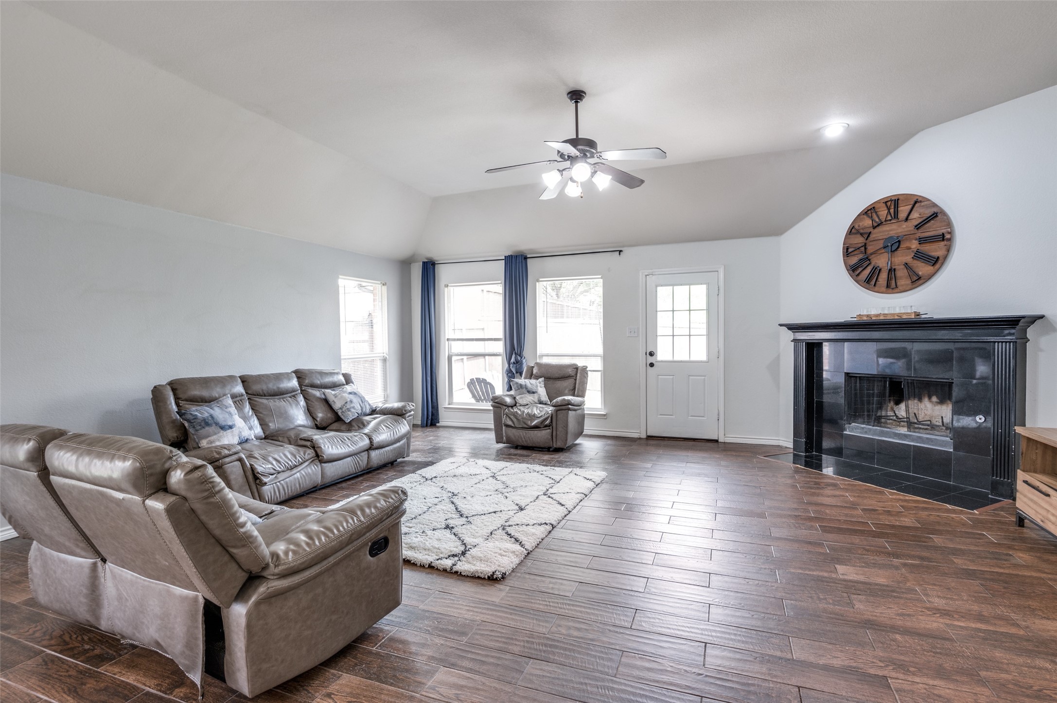 4309 Temecula Creek
