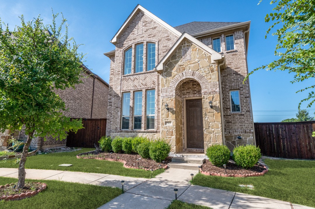 7313 Rockford Court