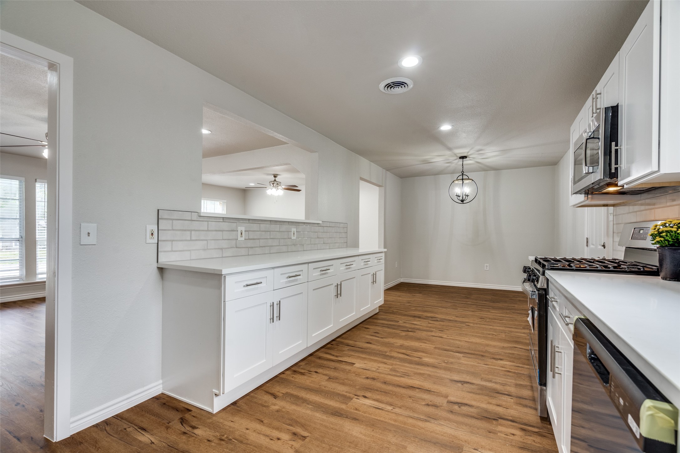 213 E Ridgewood