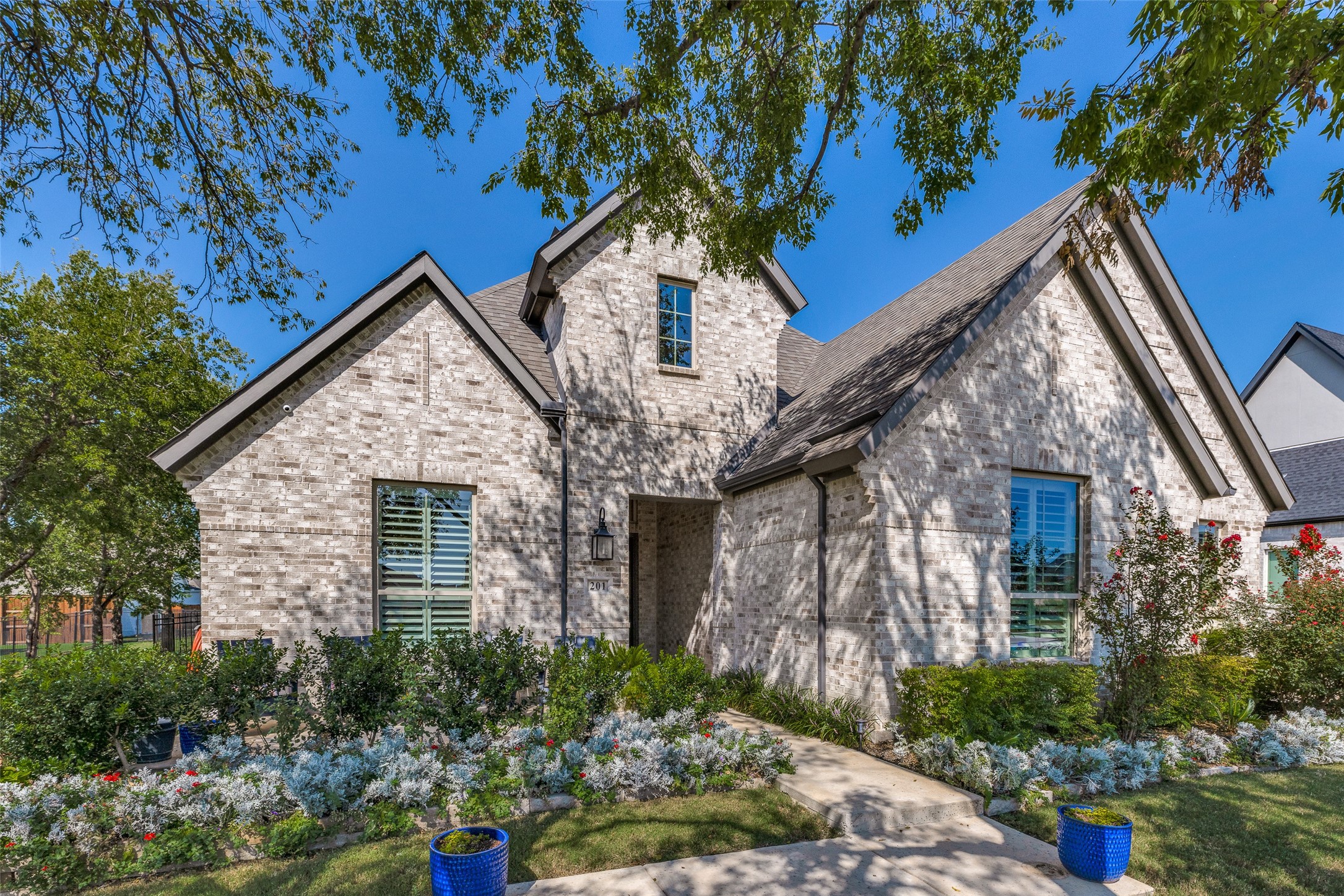 201 Seven Oaks Drive
