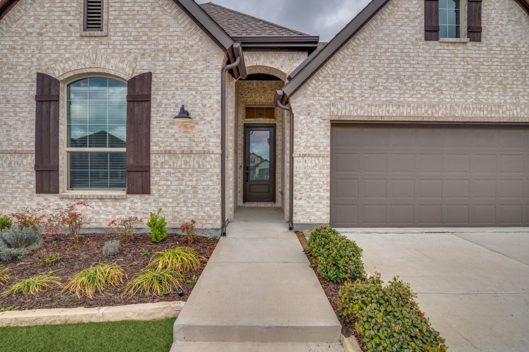 7015 Hopper Court