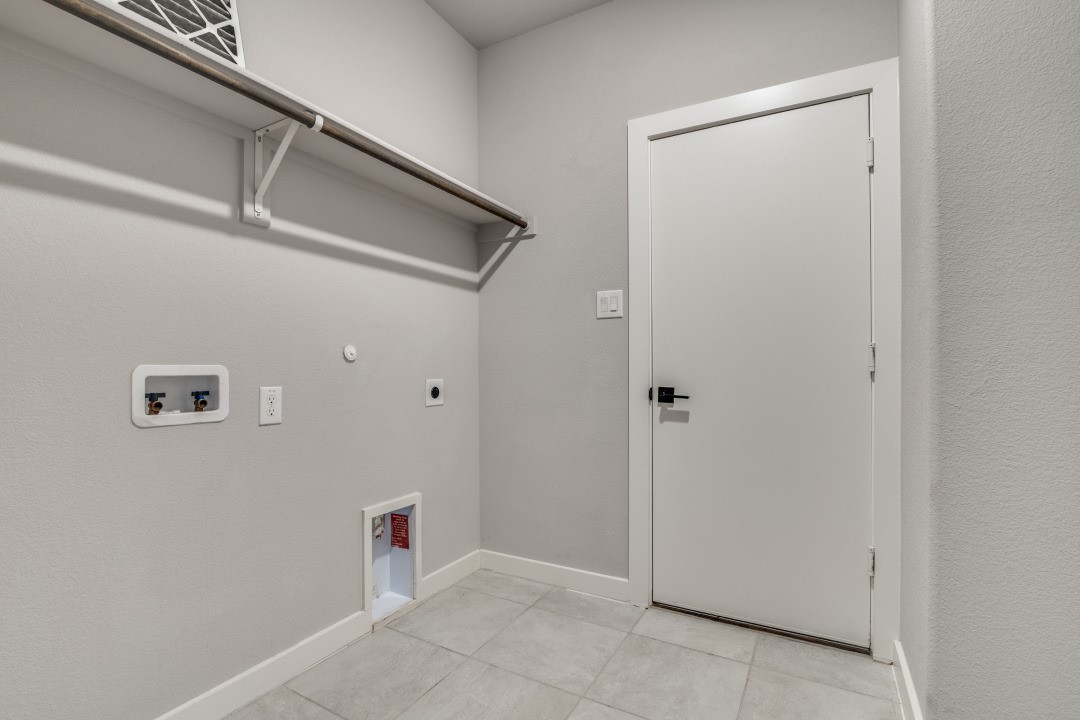 7015 Hopper Court
