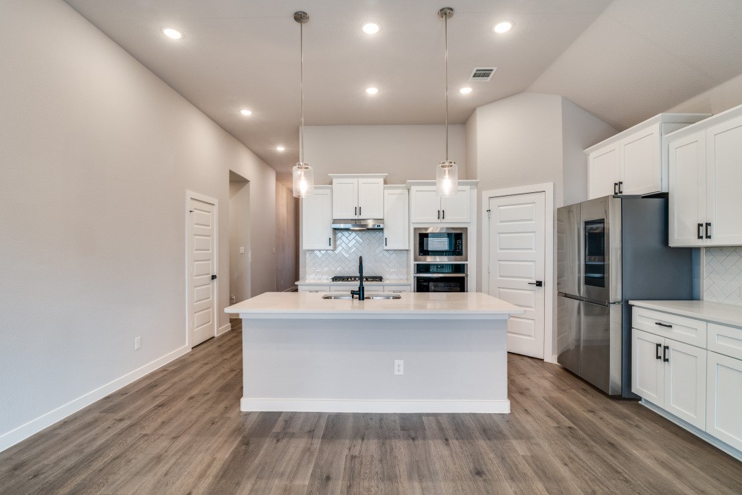 7015 Hopper Court
