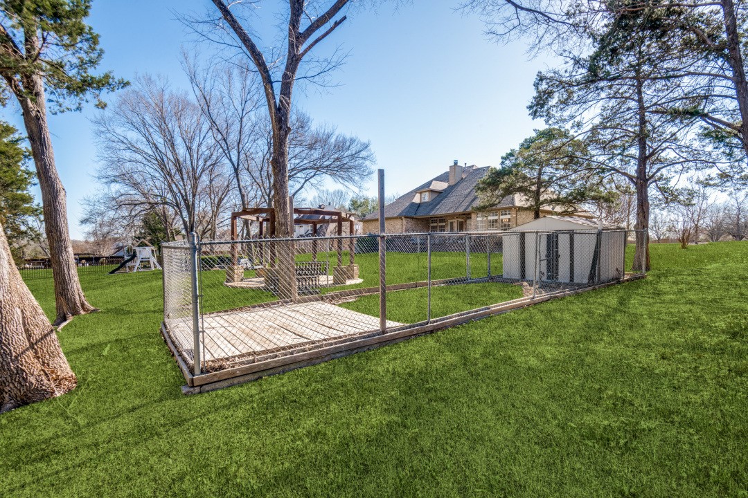 529 Chippendale Drive