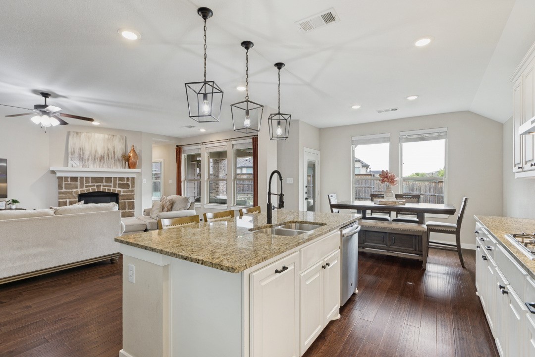 4136 Lightstone Lane